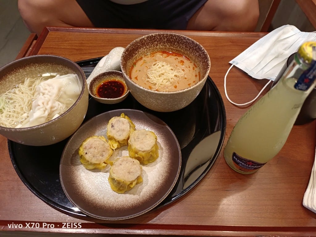 【香港美食】國泰航空玉衡堂貴賓室 & 大通銀行藍寶石貴賓室