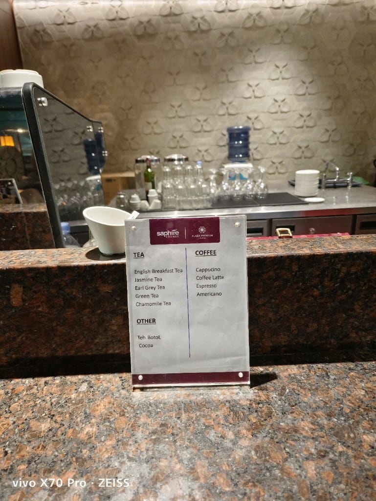 【印尼美食】蘇加諾哈達國際線貴賓室PlazaPremiumLounge & 拉萊伊國內線貴賓室ConcordiaLounge