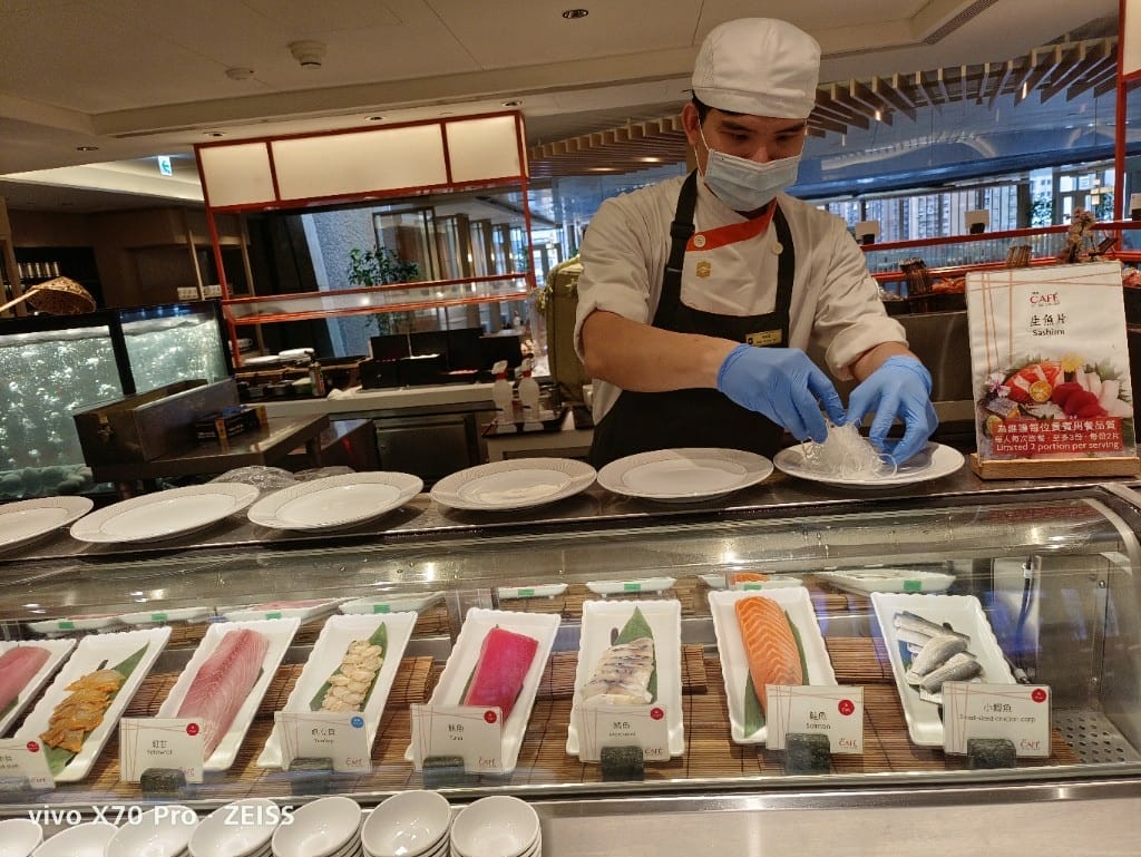 【台北吃到飽】香格里拉遠企CAFE8訪，平日午餐買一送一