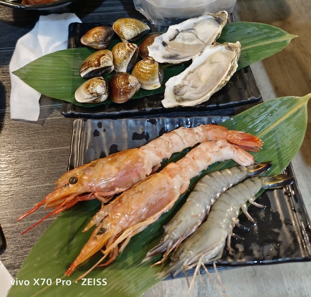 【新莊吃到飽】 武鶴個人鍋(新莊加盟店)，來試試和牛自由！