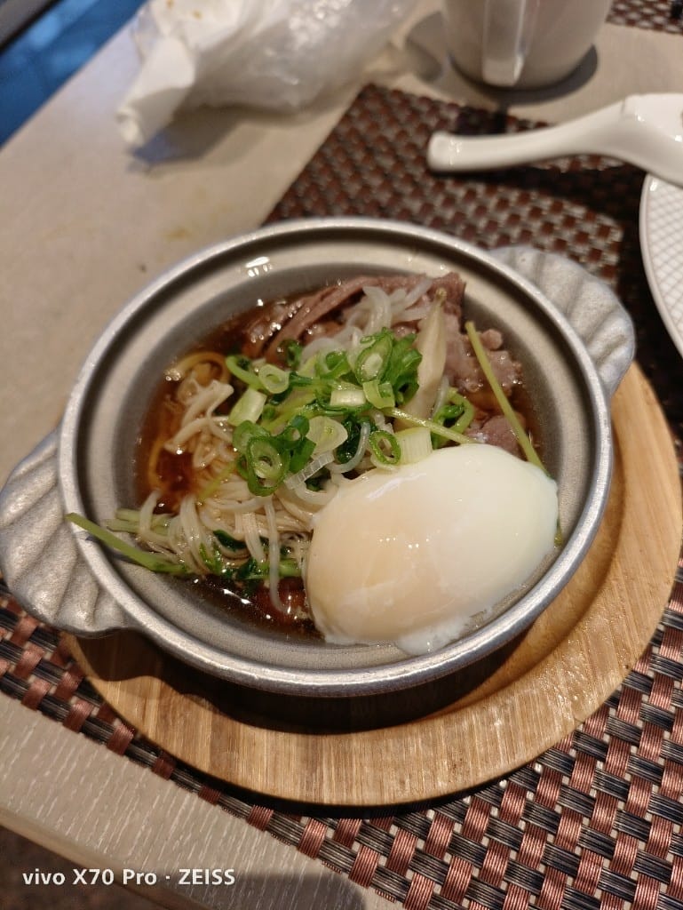 【台北吃到飽】香格里拉遠企CAFE8訪，平日午餐買一送一