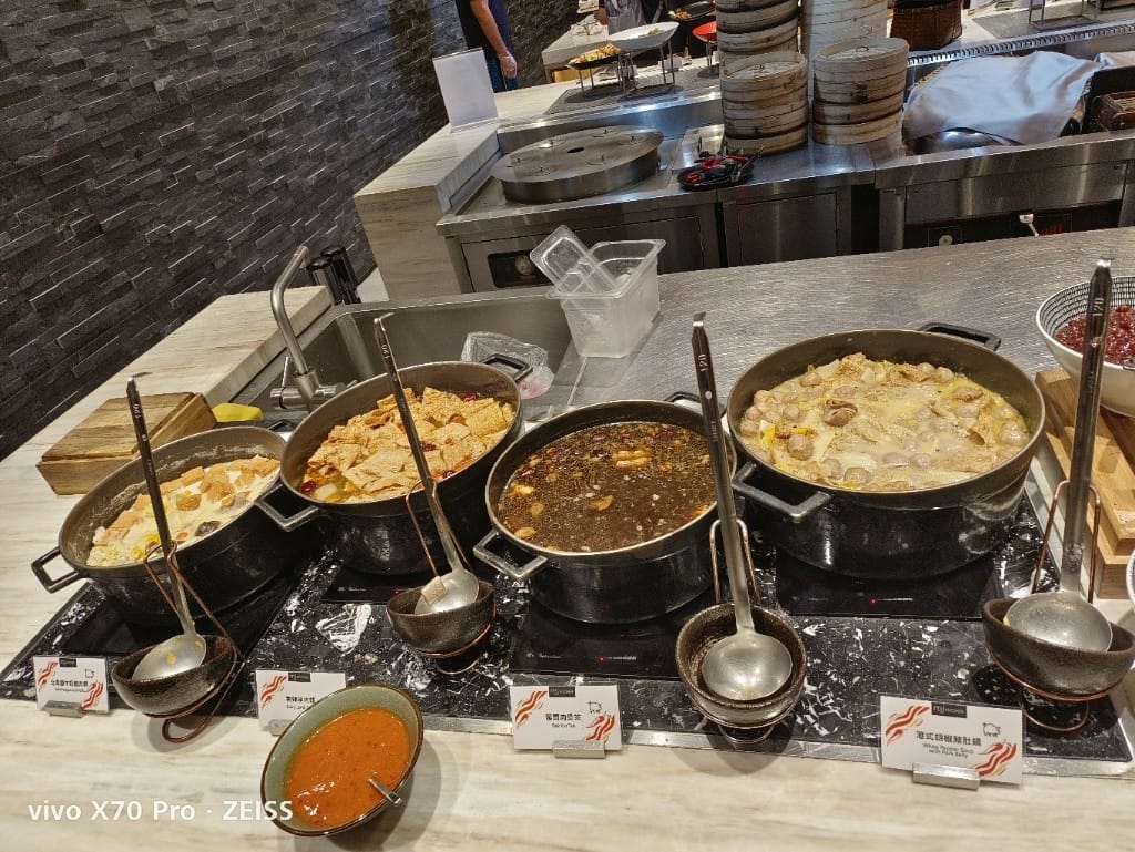 【台北吃到飽】國泰萬怡MJ Kitchen 自助餐廳，暖辛鍋物季！