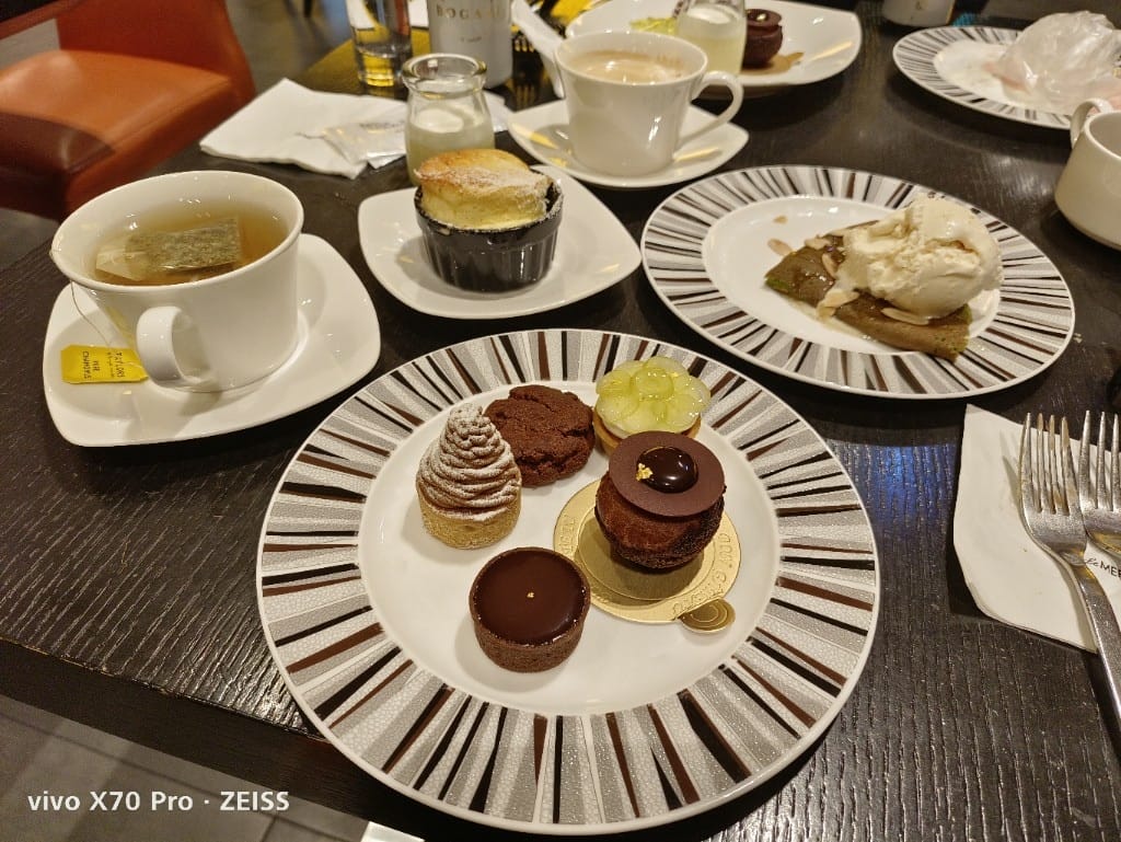 【台北吃到飽】艾美寒舍探索廚房，JCB下午茶買一送一，終於回鮭了！