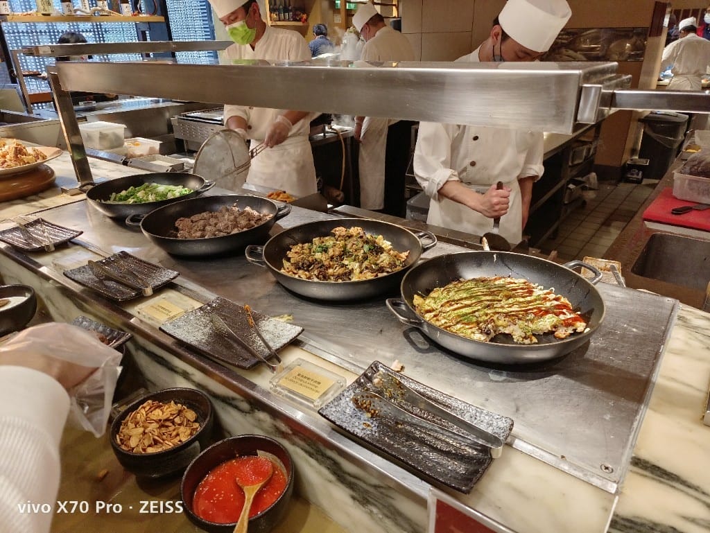 【台北吃到飽】 君悅酒店彩日本料理7訪，純日料吃到飽，HSBC買一送一哦！