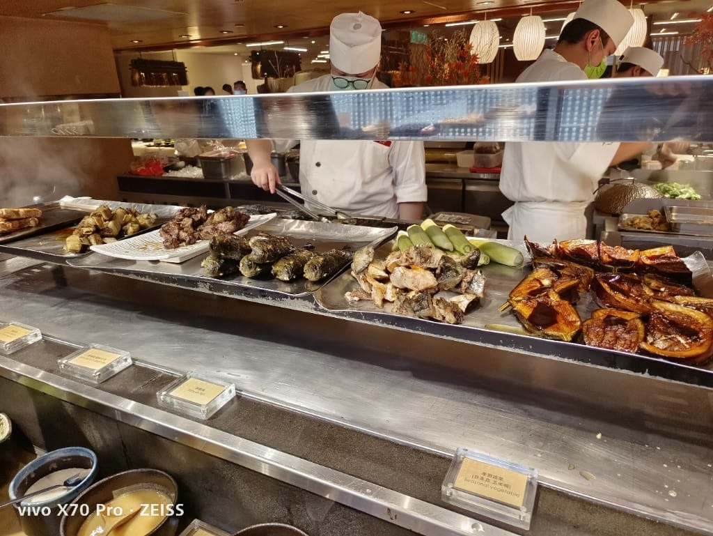【台北吃到飽】 君悅酒店彩日本料理7訪，純日料吃到飽，HSBC買一送一哦！