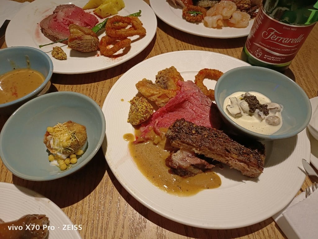 【台北吃到飽】君悅凱菲屋午餐買一送一