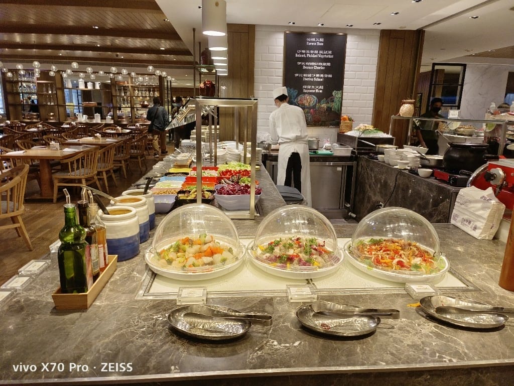 【台北吃到飽】君悅凱菲屋午餐買一送一