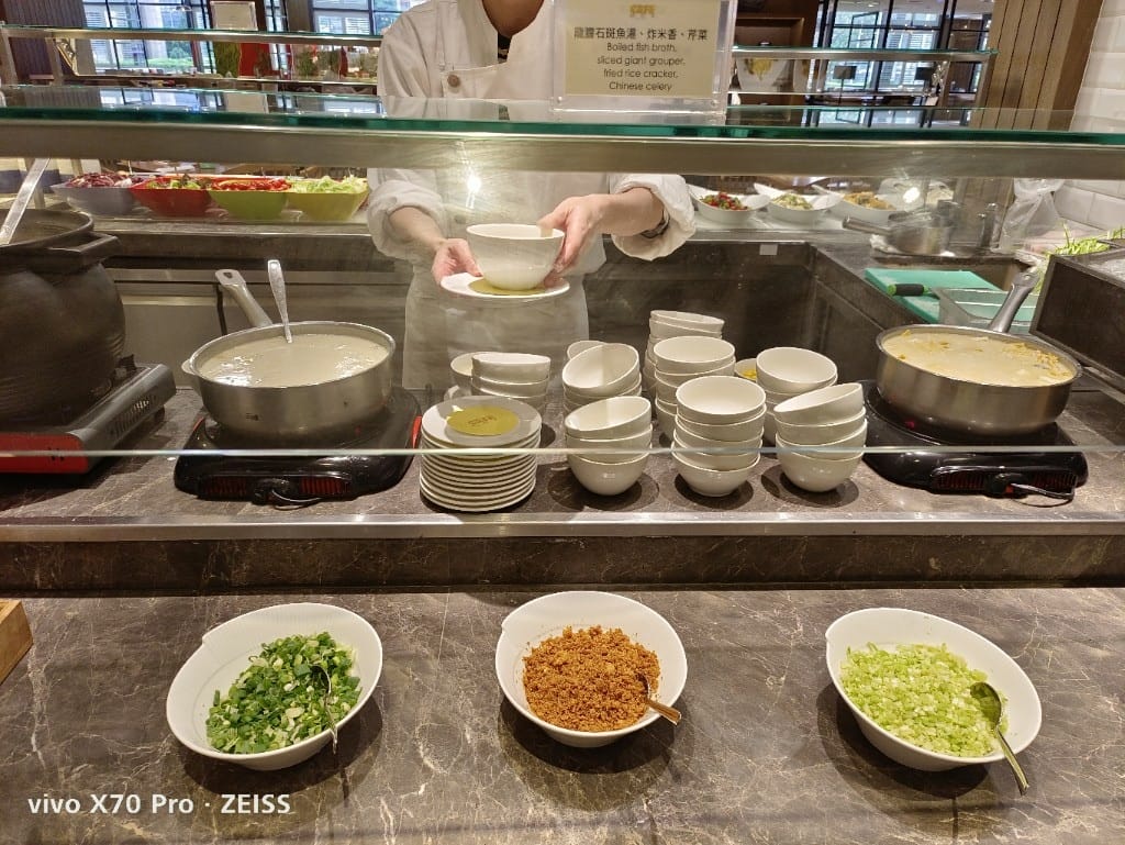 【台北吃到飽】君悅凱菲屋午餐買一送一