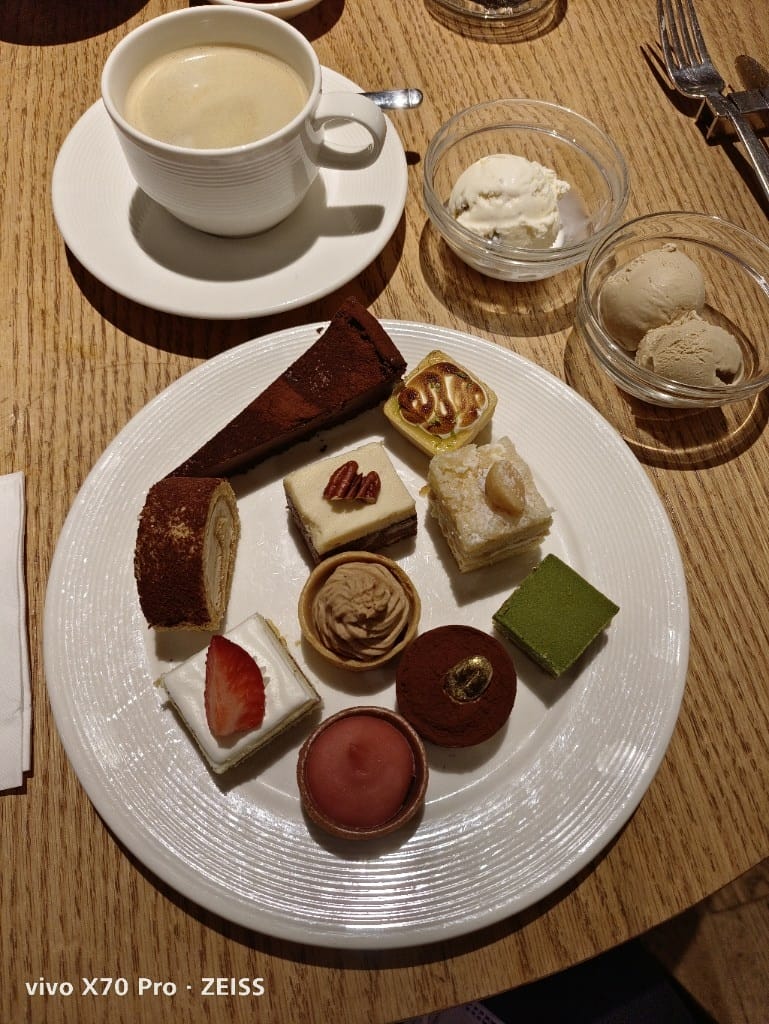 【台北吃到飽】君悅凱菲屋午餐買一送一
