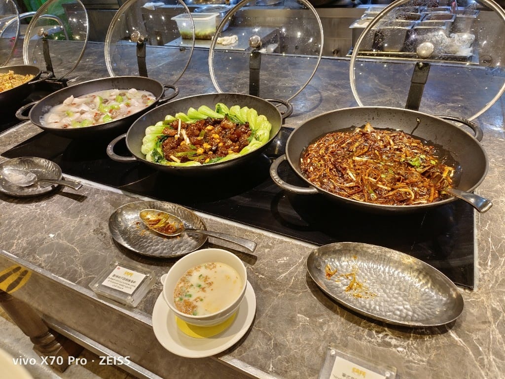 【台北吃到飽】君悅凱菲屋午餐買一送一