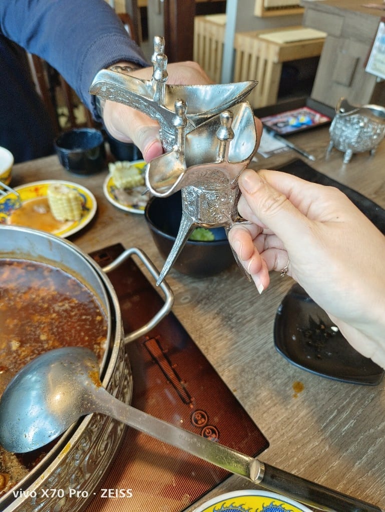 【桃園吃到飽】問鼎皇上吉祥宮廷火鍋桃園藝文店快閃吃到飽