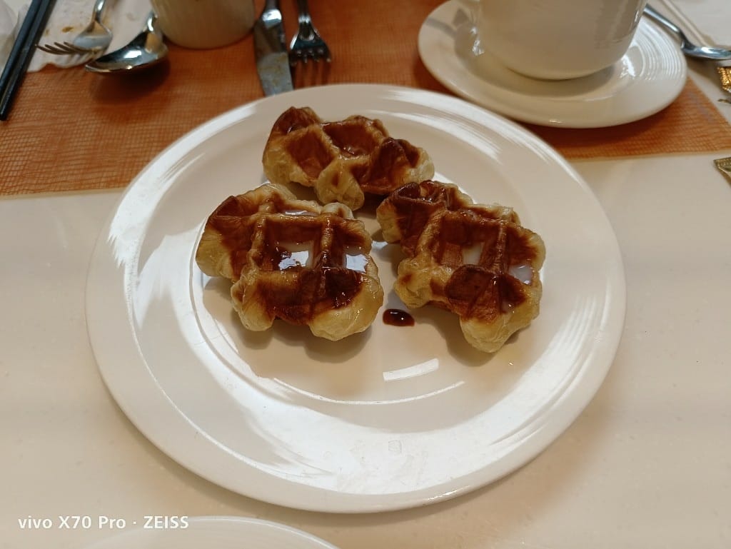 【台北吃到飽】美福彩匯午餐18訪，金卡會員買一送一