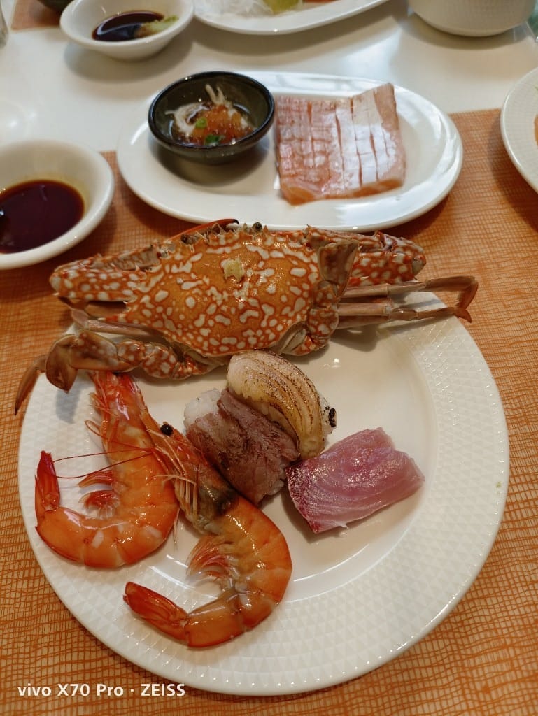 【台北吃到飽】美福彩匯午餐18訪，金卡會員買一送一