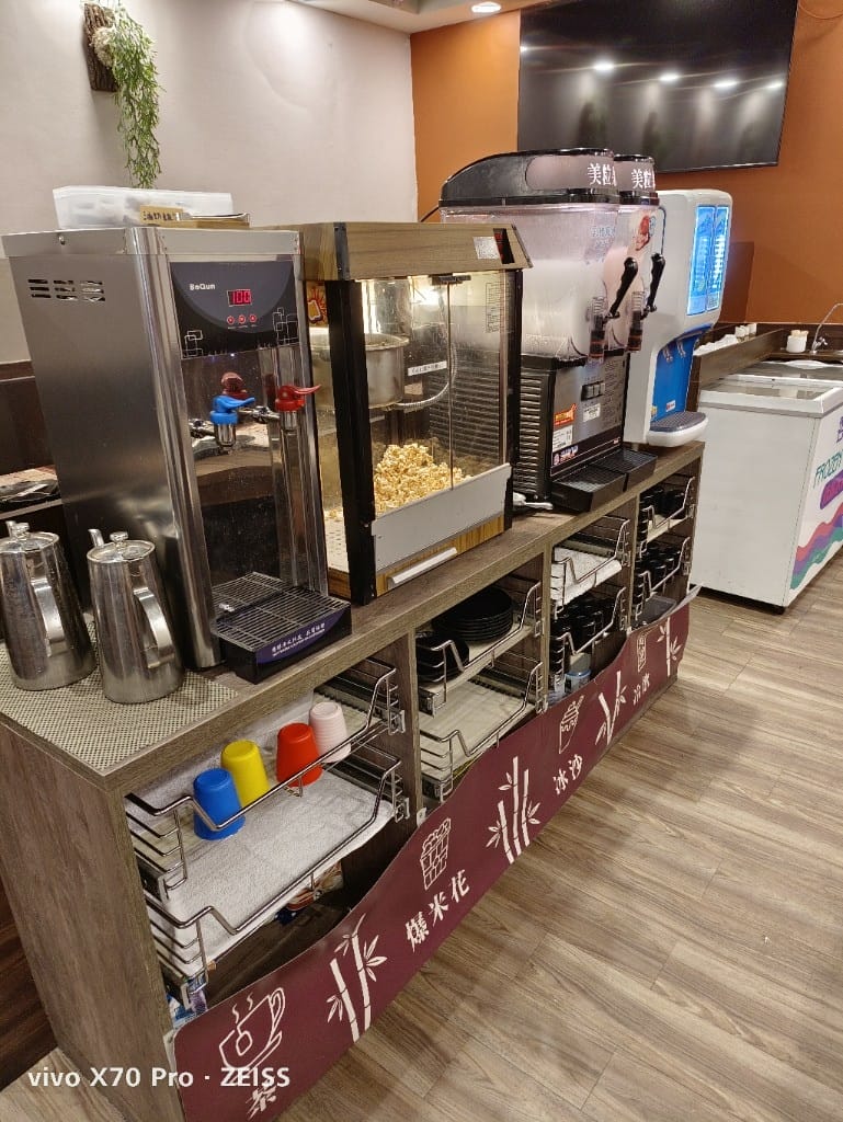 【新莊吃到飽】沐沐鍋物MUMU新莊中平店，八方悅二代店，自助吧吃到飽