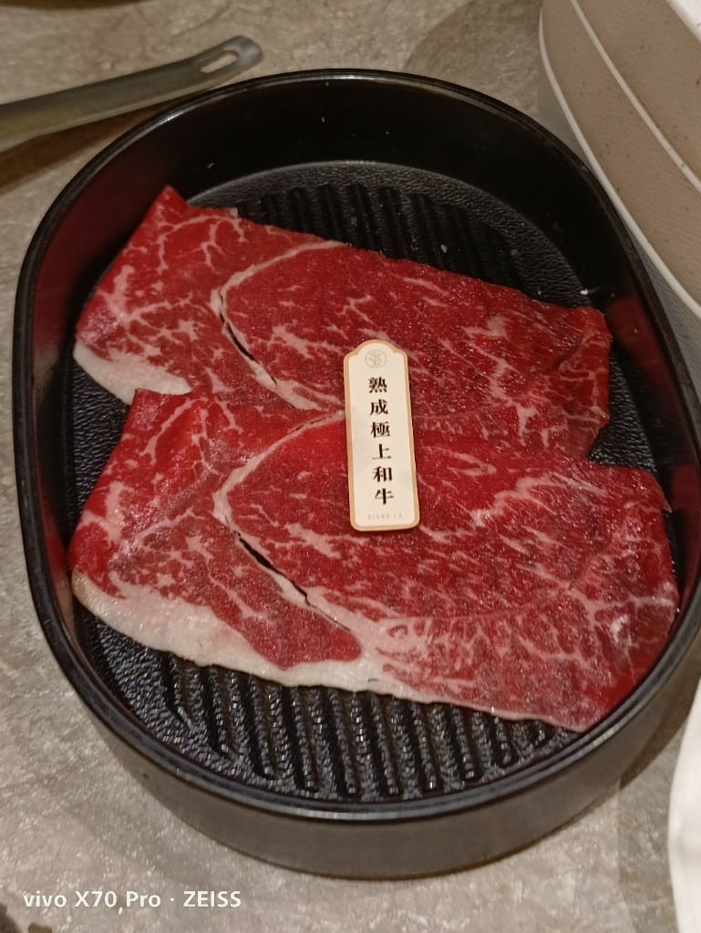 【台北吃到飽】嚮辣和牛麻辣鍋台北捷運西門