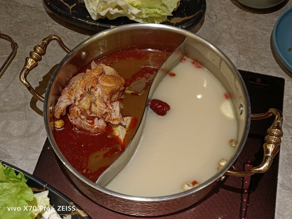 【台北吃到飽】嚮辣和牛麻辣鍋台北捷運西門