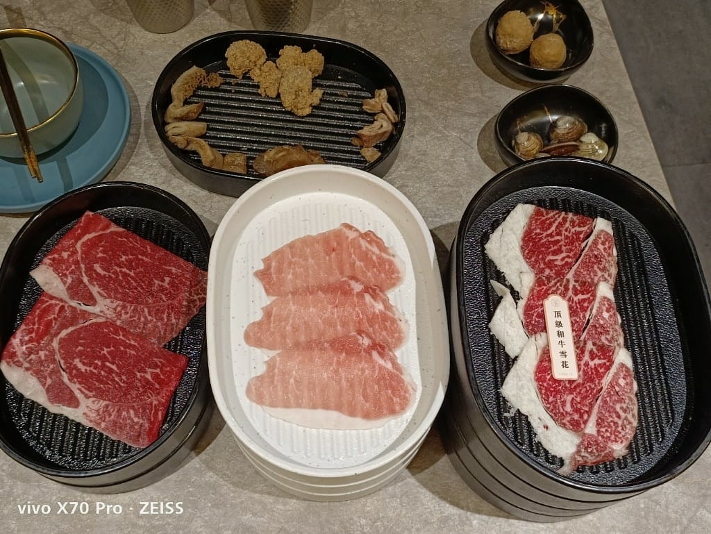 【台北吃到飽】嚮辣和牛麻辣鍋台北捷運西門