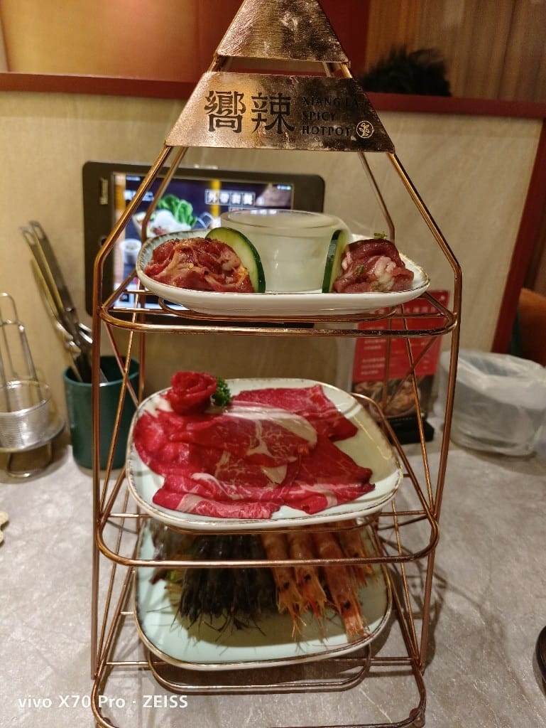【台北吃到飽】嚮辣和牛麻辣鍋台北捷運西門