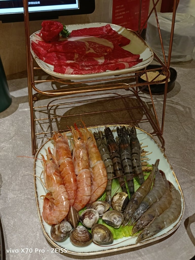 【台北吃到飽】嚮辣和牛麻辣鍋台北捷運西門