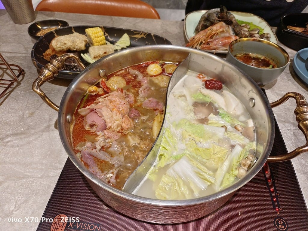 【台北吃到飽】嚮辣和牛麻辣鍋台北捷運西門