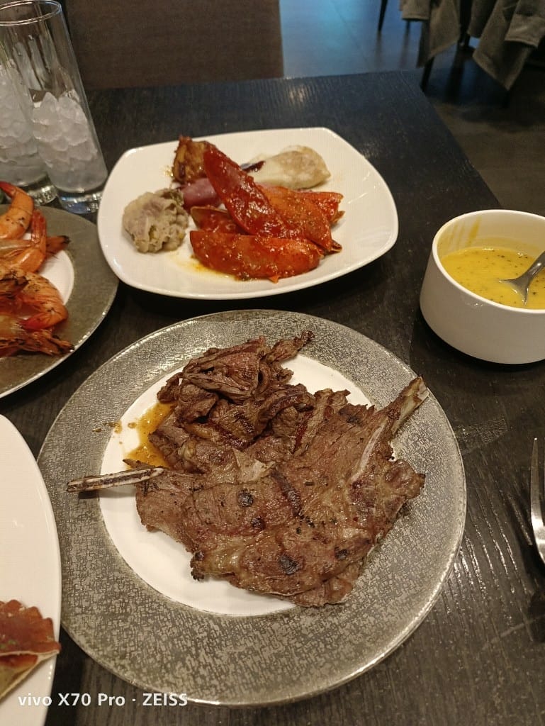 【台北吃到飽】艾美寒舍探索廚房15訪，耶誕綺麗饗宴