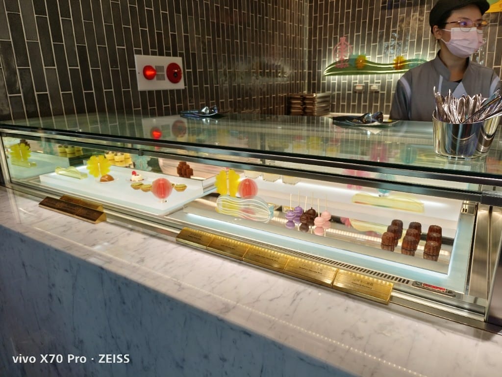 【新莊吃到飽】饗饗INPARADISE宏匯新莊店，開幕日午餐開箱！