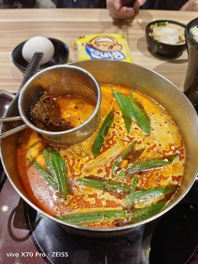【新莊美食】大魔大滿足鍋物新莊店，號稱全台最強制霸級肉品火鍋店