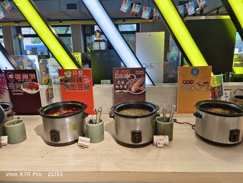【板橋吃到飽】吉哆火鍋百匯，板橋最愛平價火鍋新主題亞洲美食節