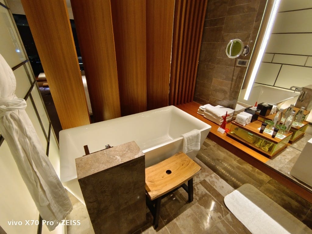 【台北住宿】W Hotel 上佳客房，感受久違的信義區跨年夜！！