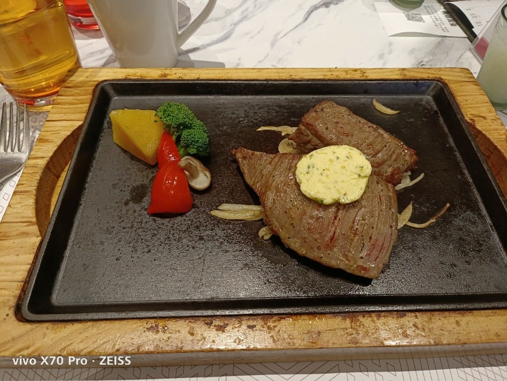 【新莊美食】西堤牛排新莊新泰店,好像只剩消餐券才會來了! - 第17張圖 【新莊美食】西堤牛排新莊新泰店,好像只剩消餐券才會來了!