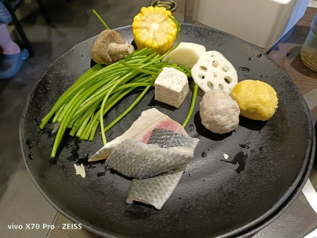 【新莊吃到飽】八雲町和牛海鮮鍋物298吃到飽火鍋新莊店