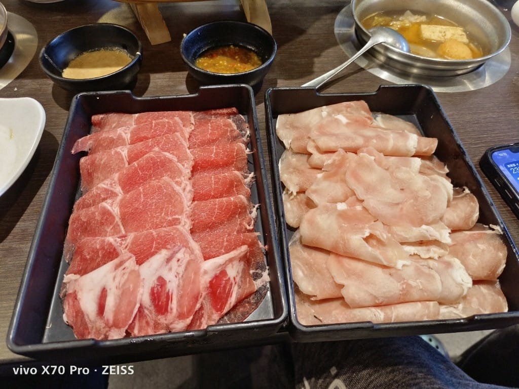 【新莊吃到飽】八雲町和牛海鮮鍋物298吃到飽火鍋新莊店