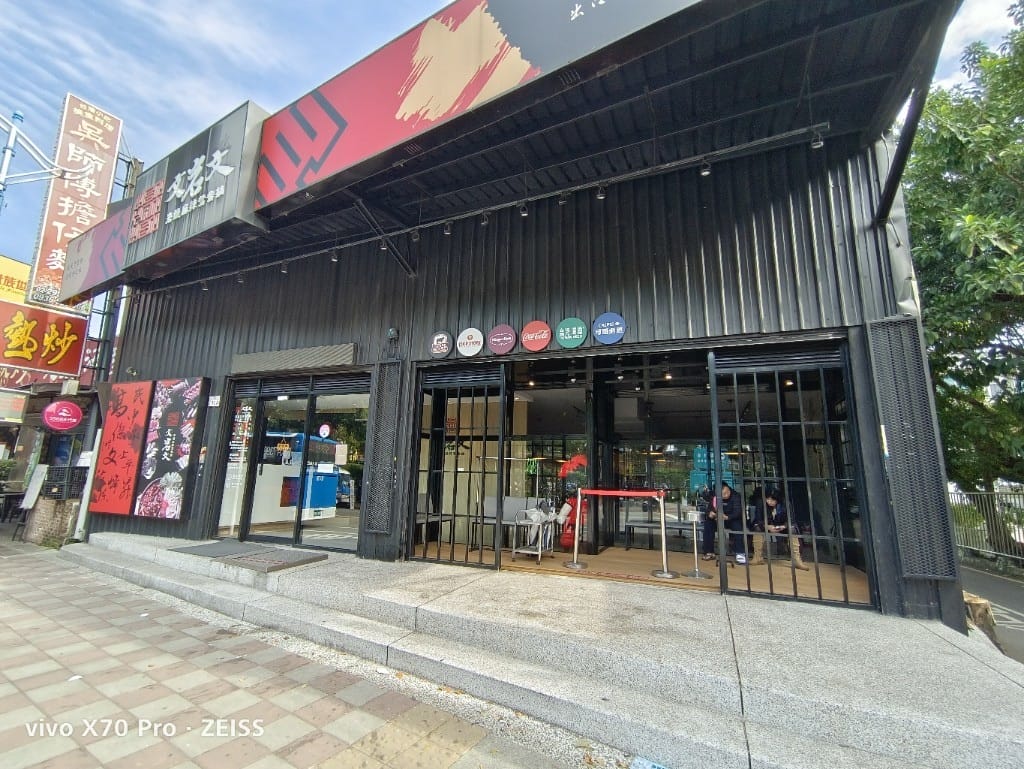 【新莊吃到飽】文岩文岩燒蜀辣鴛鴦鍋，平價不錯吃的麻辣鍋吃到飽
