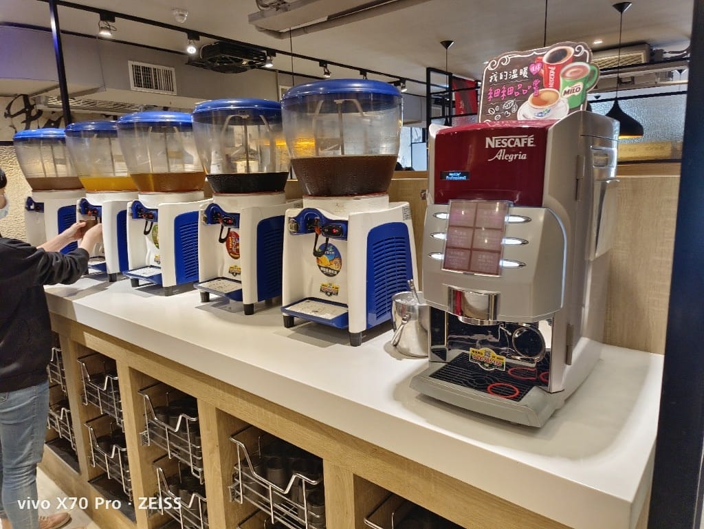 【新莊吃到飽】文岩文岩燒蜀辣鴛鴦鍋，平價不錯吃的麻辣鍋吃到飽