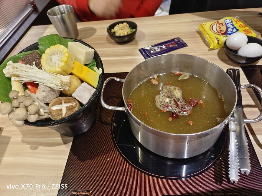 【新莊美食】大魔大滿足鍋物新莊店，號稱全台最強制霸級肉品火鍋店2訪