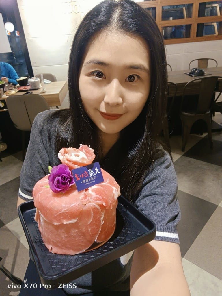 【新莊美食】大魔大滿足鍋物新莊店，號稱全台最強制霸級肉品火鍋店2訪