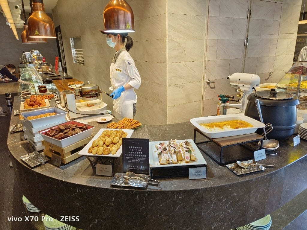 【台北吃到飽】漢來海港城敦化店下午茶買一送一