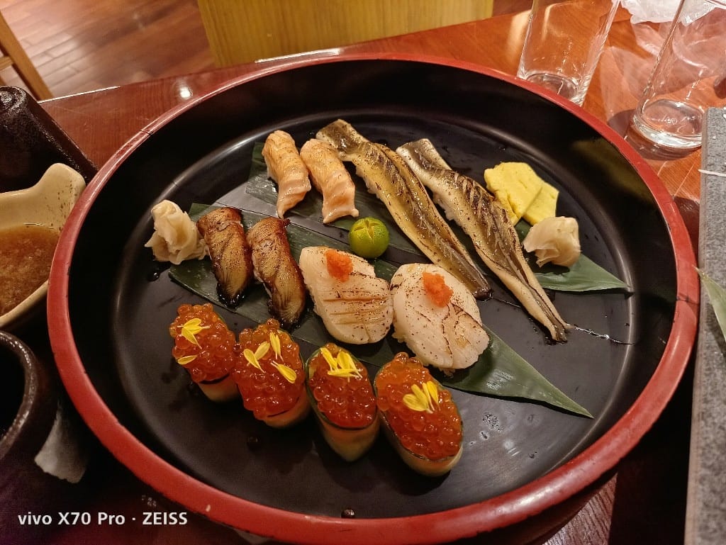 【台北吃到飽】 君悅酒店彩日本料理8訪，純日料吃到飽，國泰世界卡買一送一哦！