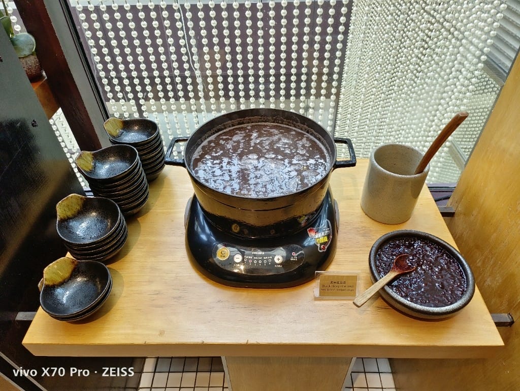 【台北吃到飽】 君悅酒店彩日本料理8訪，純日料吃到飽，國泰世界卡買一送一哦！