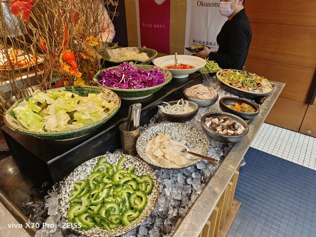 【台北吃到飽】 君悅酒店彩日本料理8訪，純日料吃到飽，國泰世界卡買一送一哦！