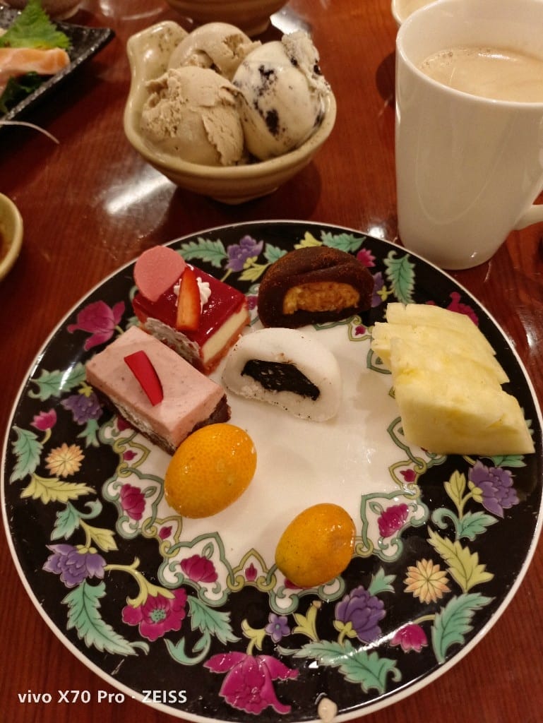 【台北吃到飽】 君悅酒店彩日本料理8訪，純日料吃到飽，國泰世界卡買一送一哦！