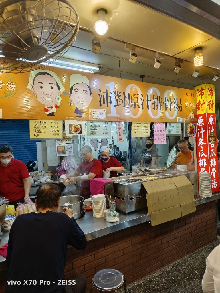 【台北美食】萬華夜市，集合三大美食區的各種不同美食