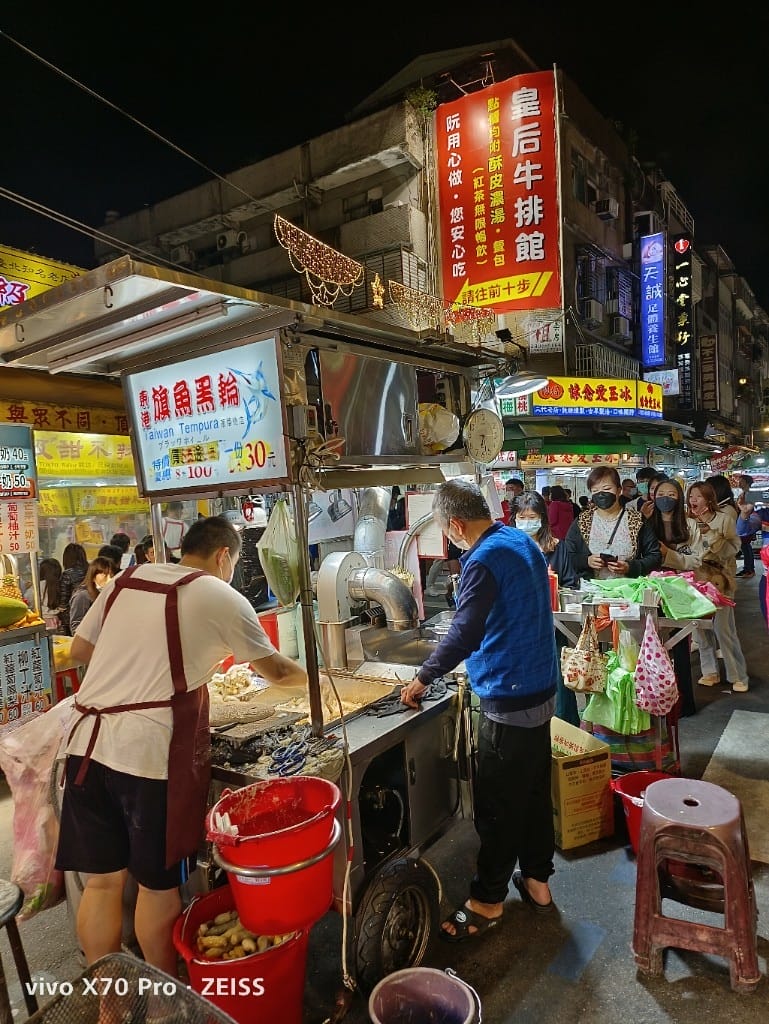 【台北美食】萬華夜市，集合三大美食區的各種不同美食