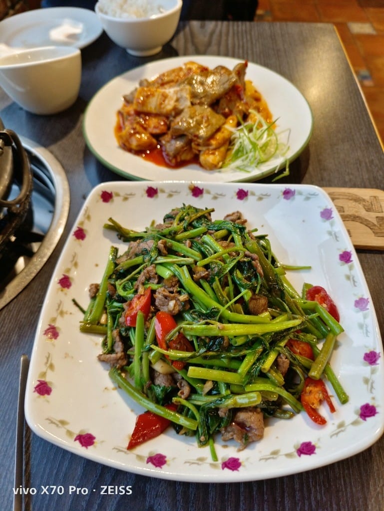 【新莊美食】饗牛二館火鍋鮮牛肉專賣店，愛吃牛肉不能錯過的溫體牛專賣店！