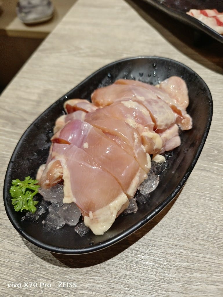 【新莊吃到飽】築間幸福鍋物新莊中悅廣場店,夜貓吃宵夜好所在,竟然營業到凌晨四點,環境好餐點也很好吃! - 第15張圖 【新莊吃到飽】築間幸福鍋物新莊中悅廣場店,夜貓吃宵夜好所在,竟然營業到凌晨四點,環境好餐點也很好吃!