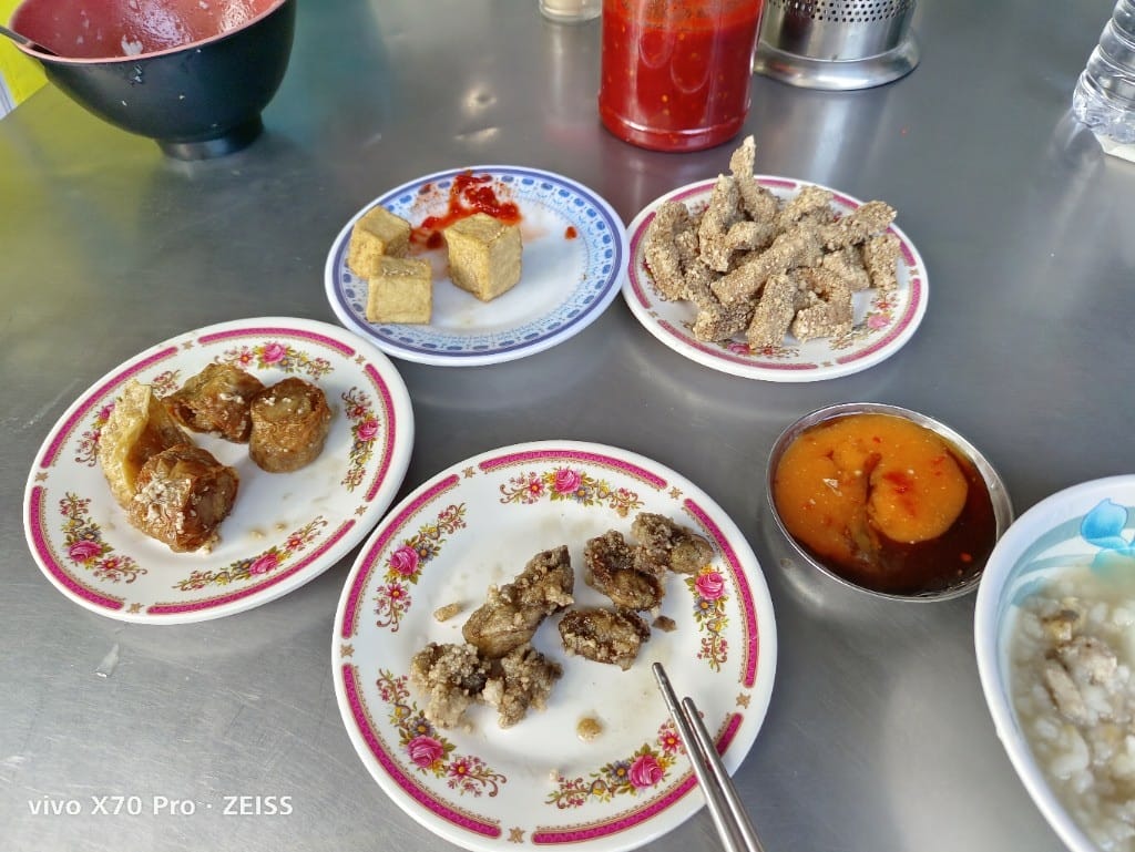 【五股美食】伍股鹹粥，在地鹹粥老店！