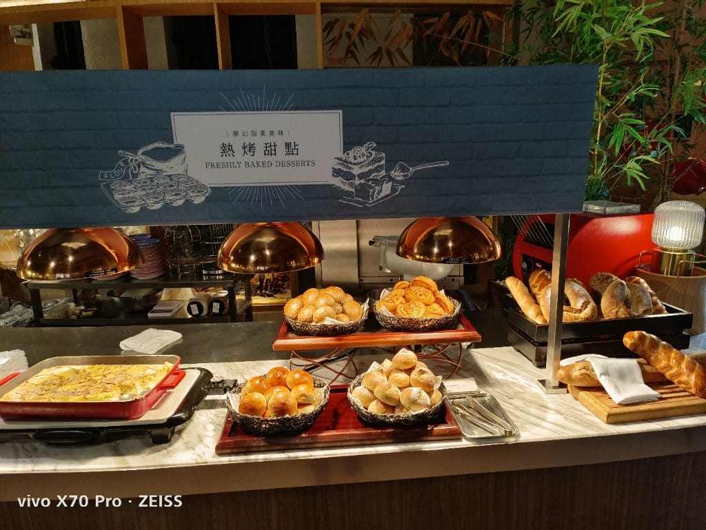 【台北吃到飽】喜來登12廚下午餐11訪，JCB買一送一