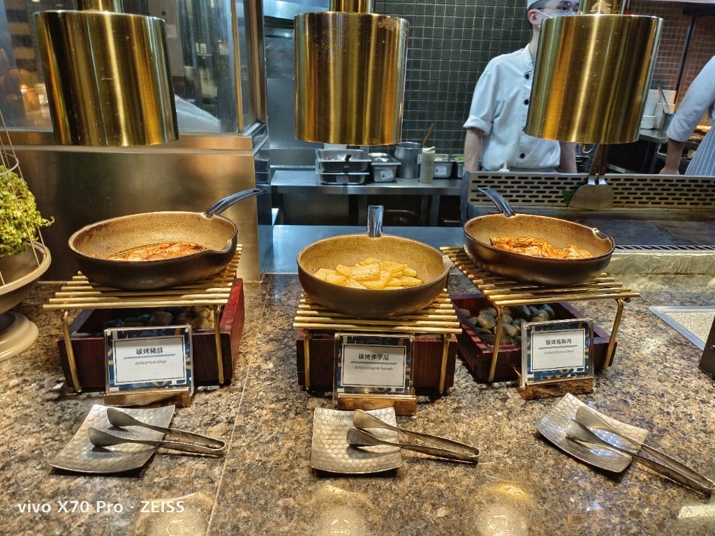 【板橋吃到飽】饗食天堂20訪板橋店，平日午餐😸