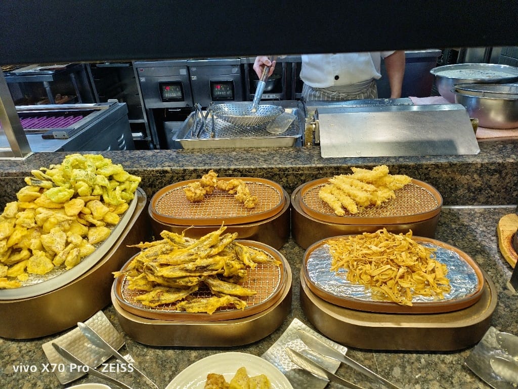 【板橋吃到飽】饗食天堂20訪板橋店，平日午餐😸
