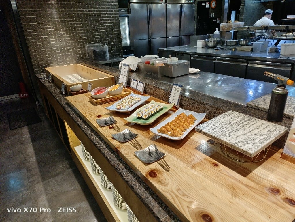 【板橋吃到飽】饗食天堂20訪板橋店，平日午餐😸